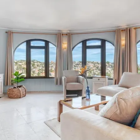 Casa Veintiuno En Calp